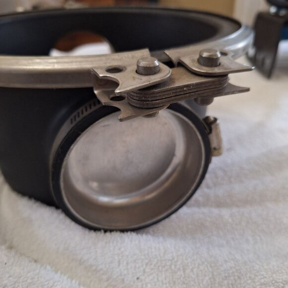 Betts 5 Inch Vapor Hood 180 Oulets Clamp Rubber VR45725BU - Picture 2 of 7